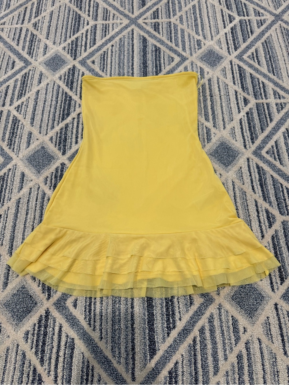 Edikted Yellow Strapless Dress